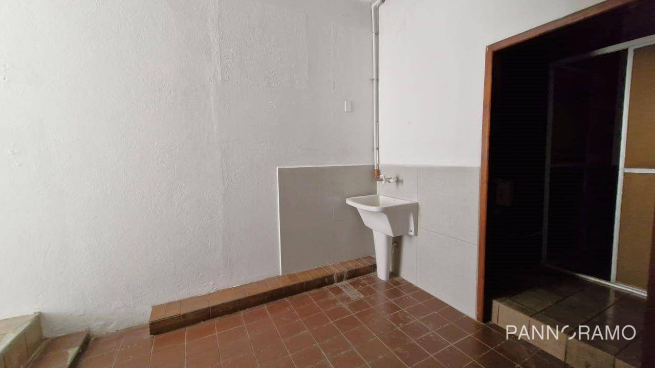 Apartamento para alugar com 1 quarto, 50m² - Foto 2