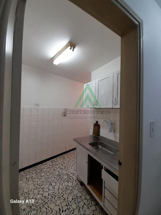 Apartamento à venda com 1 quarto, 34m² - Foto 3