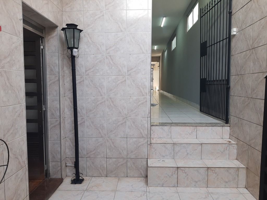 Sobrado à venda com 4 quartos, 250m² - Foto 49