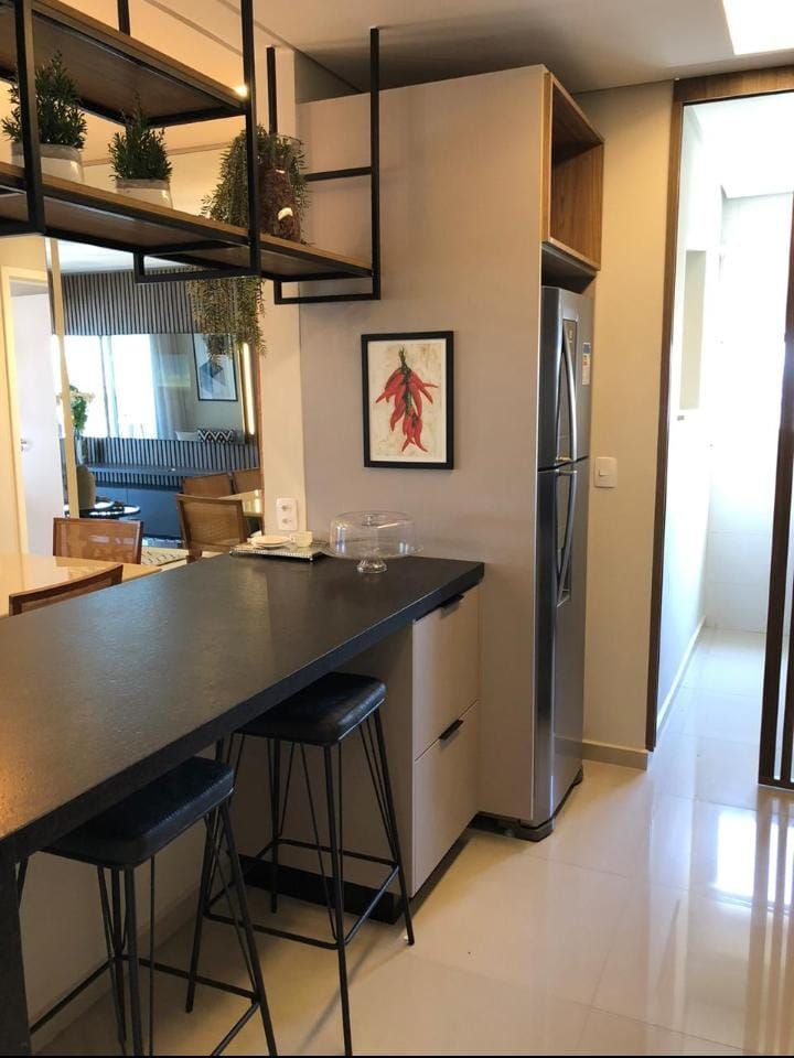 Apartamento à venda com 3 quartos, 84m² - Foto 2