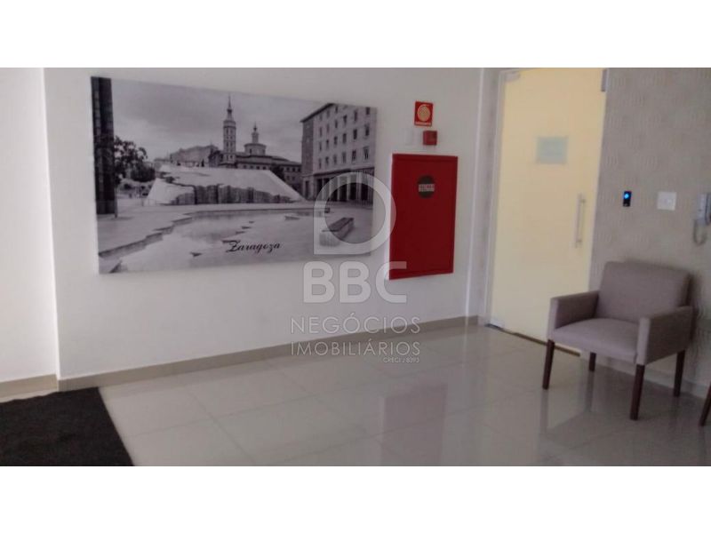 Apartamento à venda com 3 quartos, 75m² - Foto 2