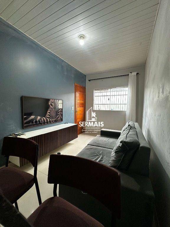 Casa à venda com 2 quartos, 48m² - Foto 7