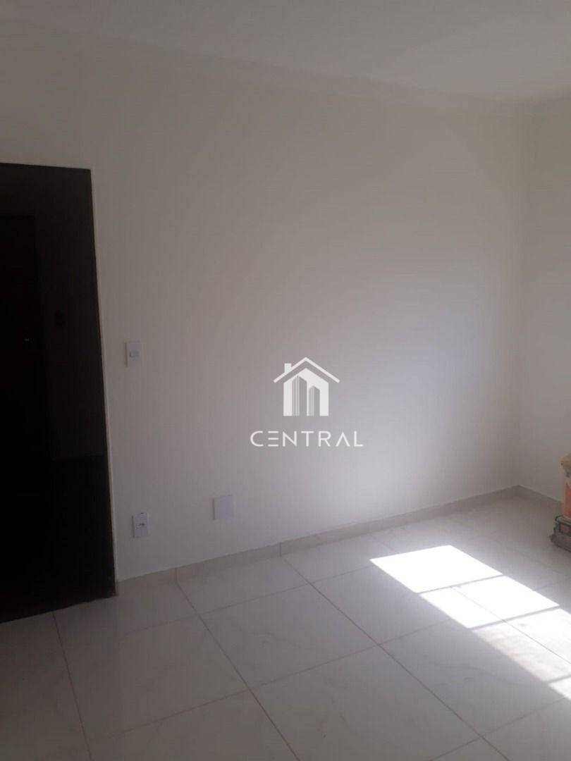 Apartamento à venda com 2 quartos, 60m² - Foto 5