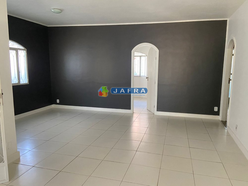 Casa para alugar com 5 quartos, 263m² - Foto 7