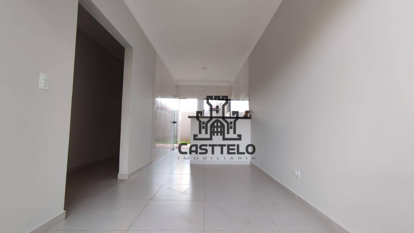 Casa à venda com 3 quartos, 62m² - Foto 2