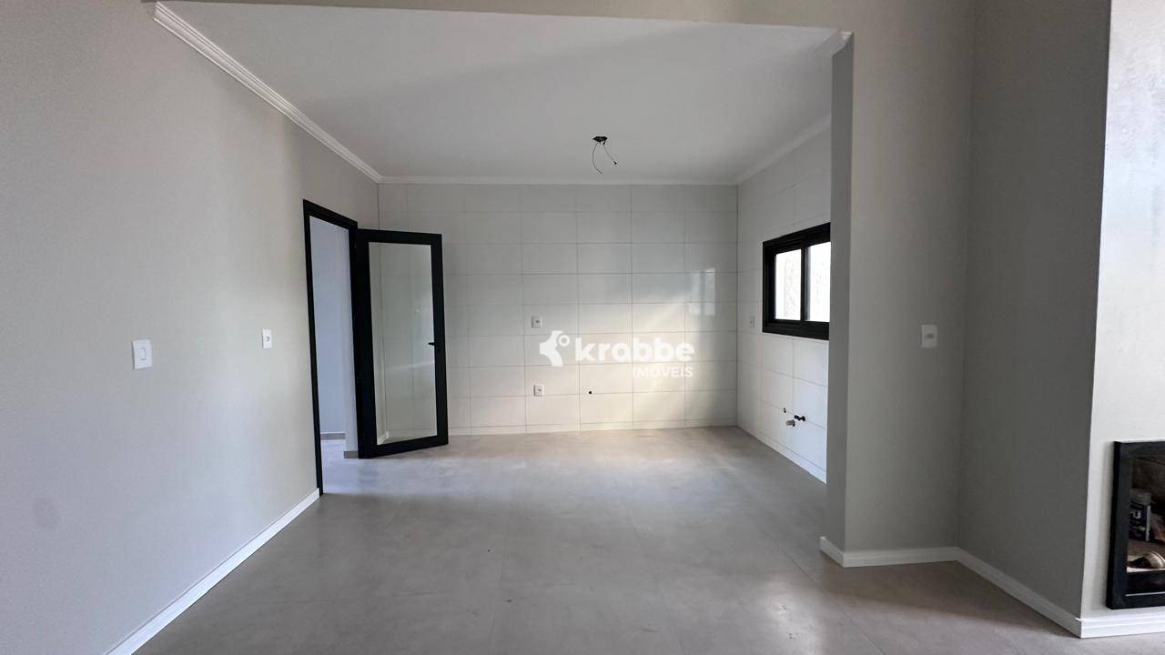 Casa à venda com 2 quartos, 80m² - Foto 5