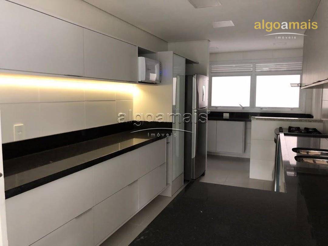 Apartamento à venda com 3 quartos, 200m² - Foto 8