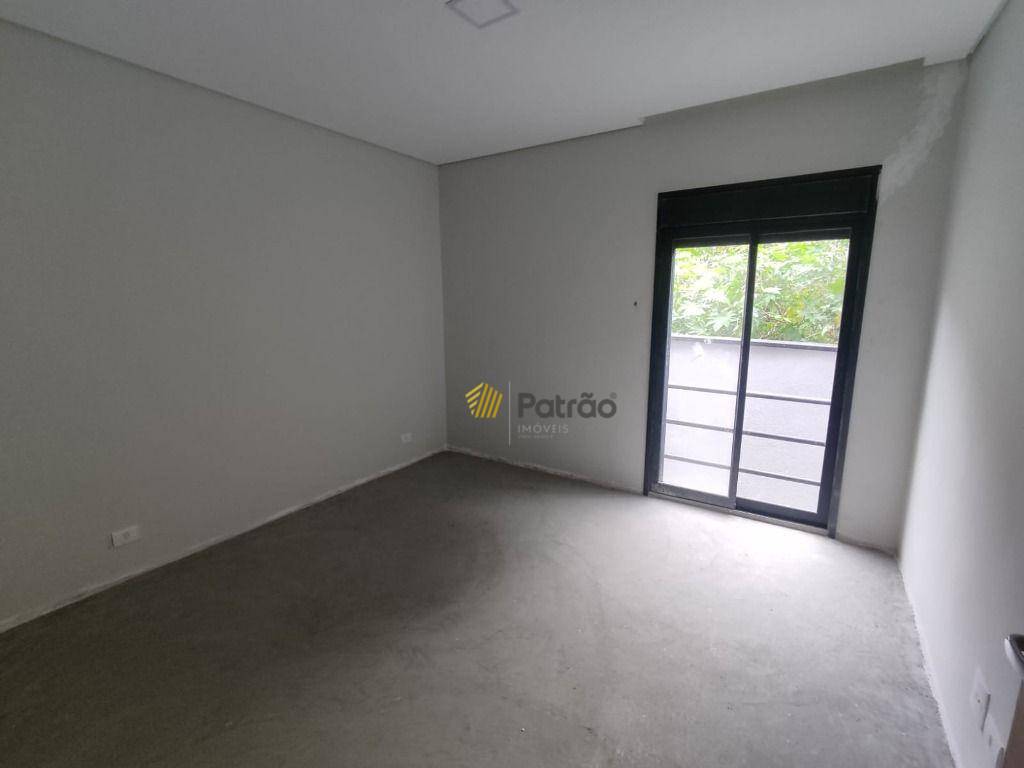 Sobrado à venda com 3 quartos, 200m² - Foto 44