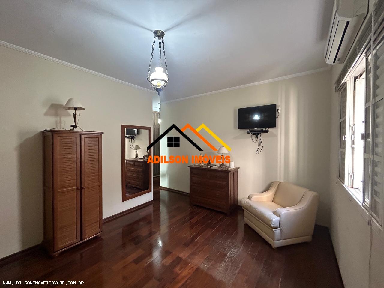 Casa para alugar com 3 quartos, 580m² - Foto 12