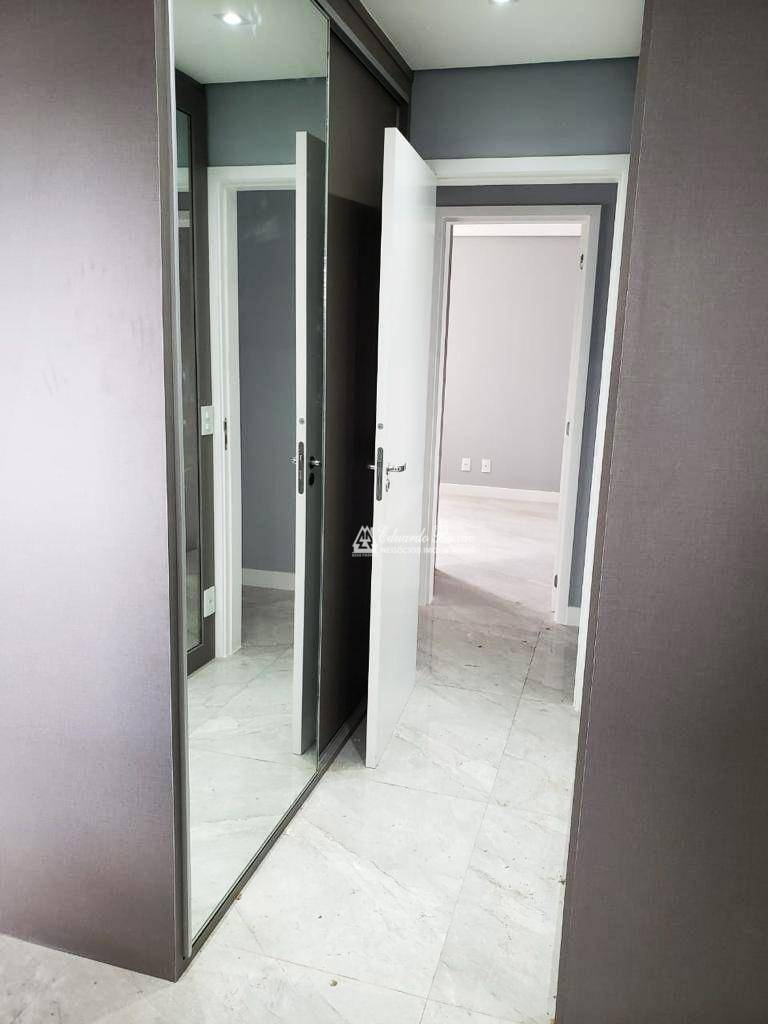 Apartamento à venda com 3 quartos, 154m² - Foto 22