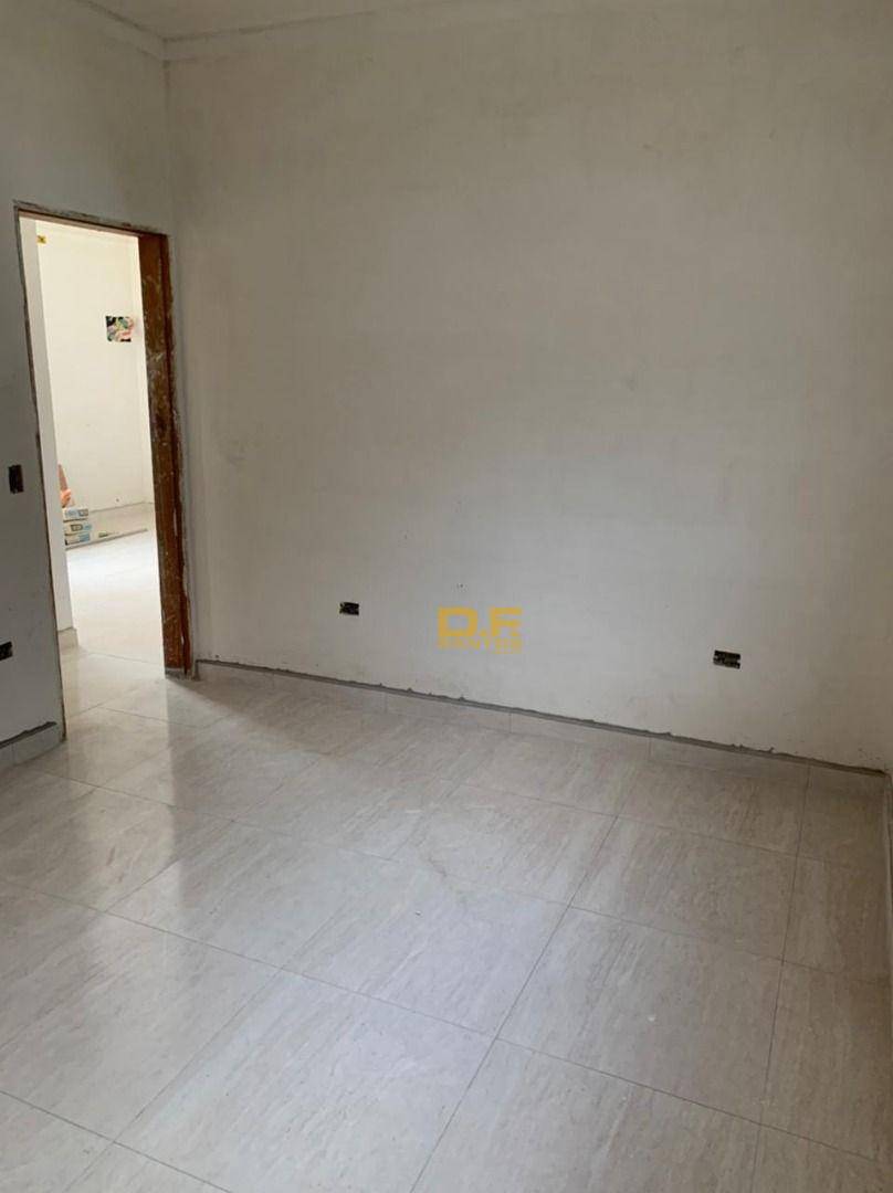 Casa à venda com 2 quartos, 74m² - Foto 17