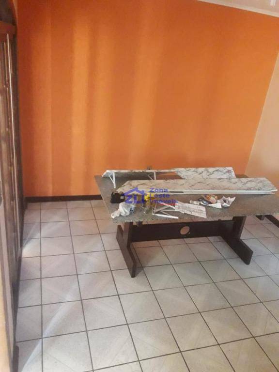 Sobrado à venda com 3 quartos, 200m² - Foto 17