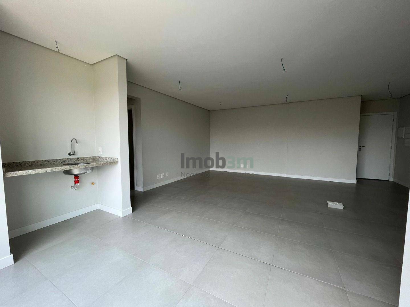 Apartamento à venda com 2 quartos, 89m² - Foto 11