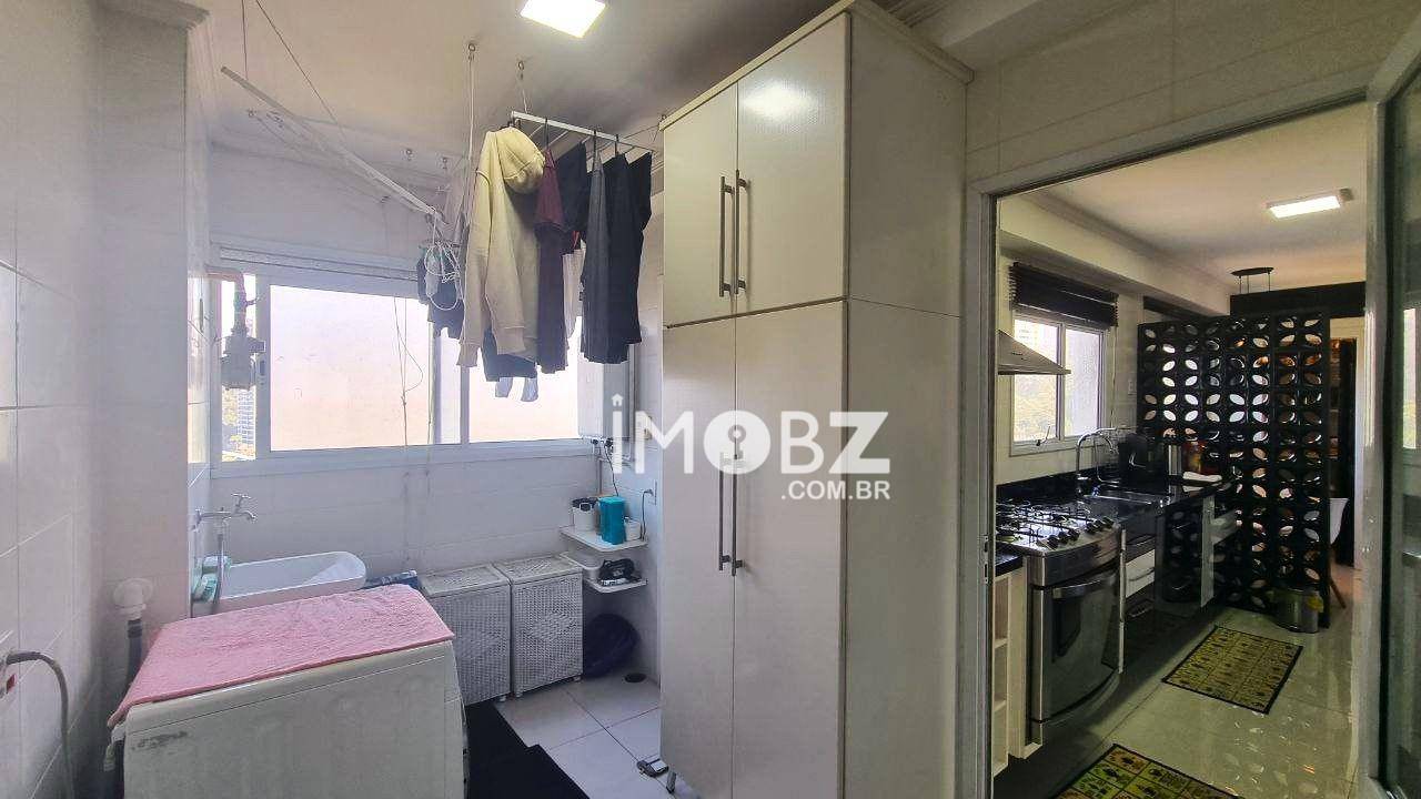 Apartamento à venda com 3 quartos, 175m² - Foto 28