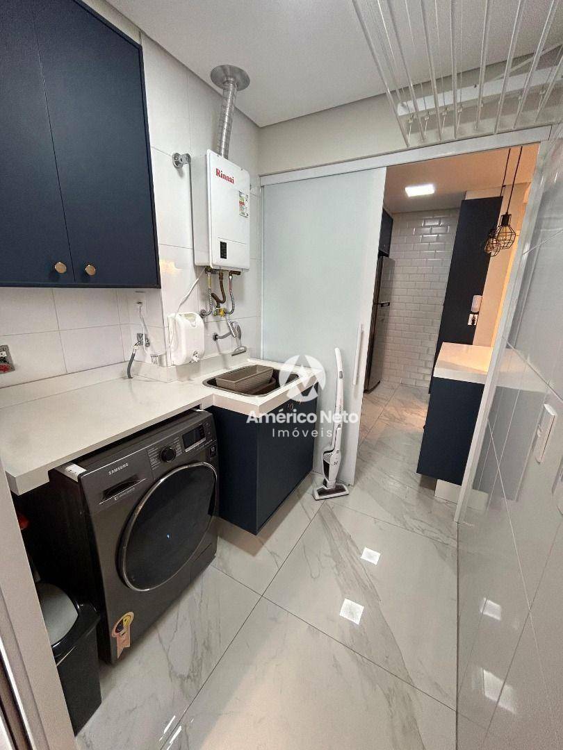 Apartamento à venda com 2 quartos, 69m² - Foto 5