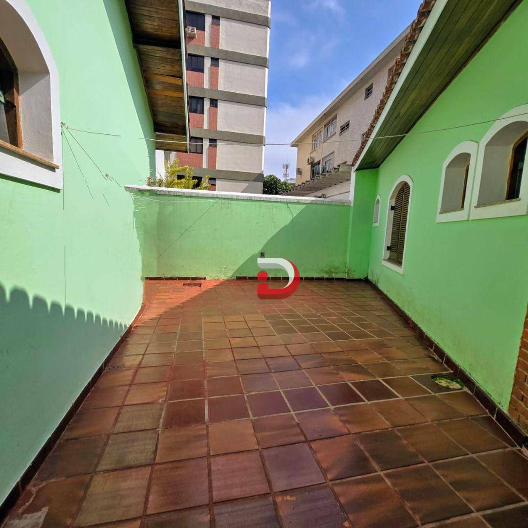 Casa à venda e aluguel com 4 quartos, 140m² - Foto 34