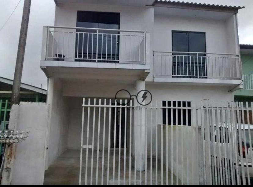 Sobrado à venda com 5 quartos, 50m² - Foto 1