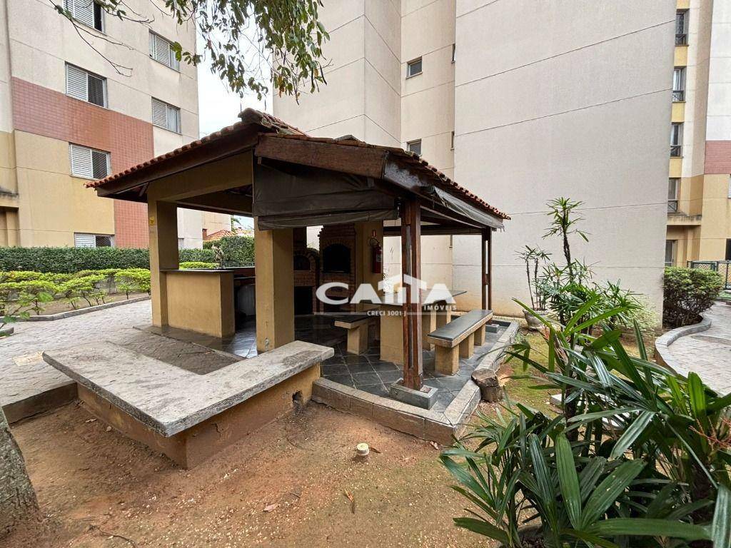 Apartamento para alugar com 2 quartos, 48m² - Foto 12