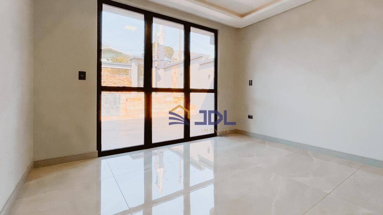 Casa à venda com 4 quartos, 269m² - Foto 8