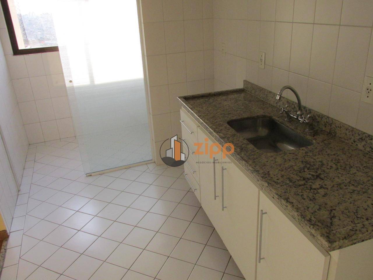 Apartamento à venda com 2 quartos, 68m² - Foto 12