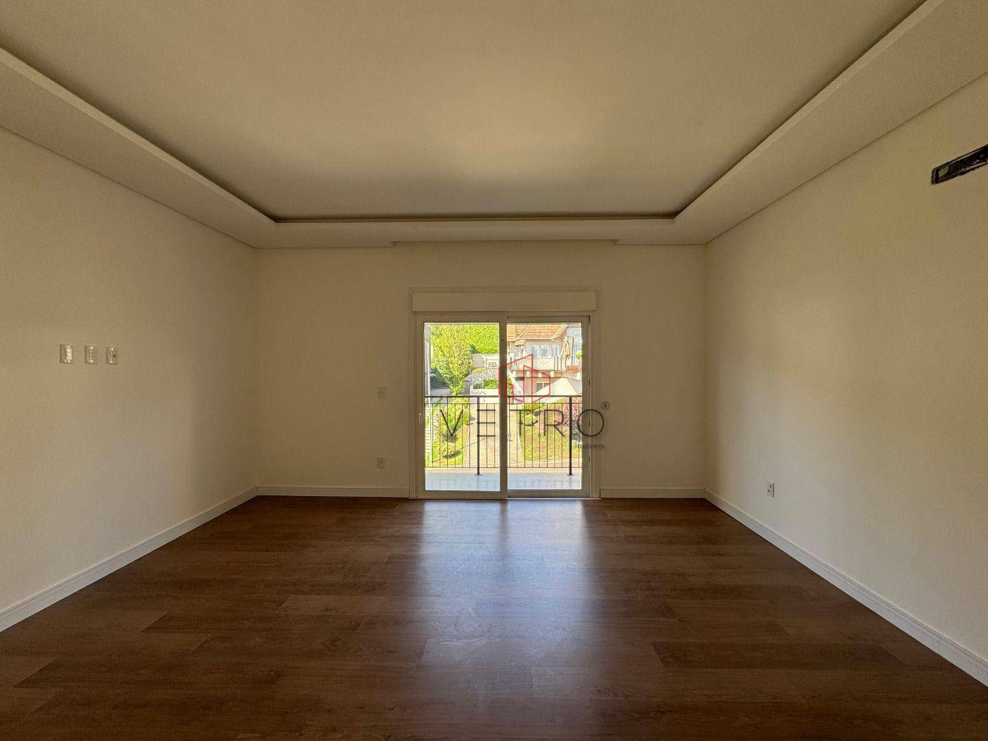 Casa de Condomínio à venda com 4 quartos, 550m² - Foto 18