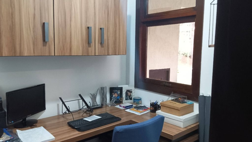 Casa de Condomínio à venda com 3 quartos, 300m² - Foto 10