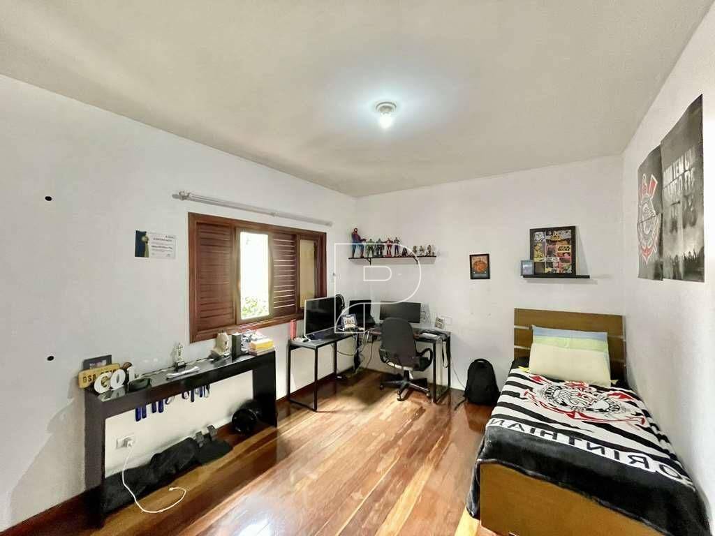 Casa de Condomínio à venda com 4 quartos, 350m² - Foto 31