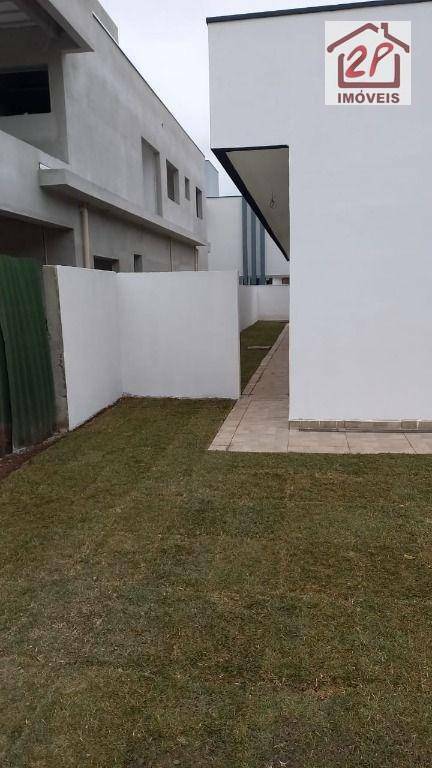 Casa de Condomínio à venda com 4 quartos, 238m² - Foto 17