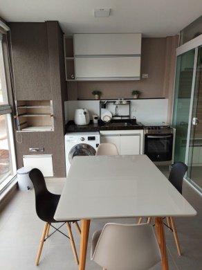 Apartamento à venda com 1 quarto, 70m² - Foto 2