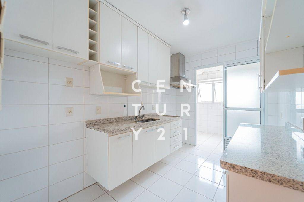 Apartamento à venda com 3 quartos, 113m² - Foto 18