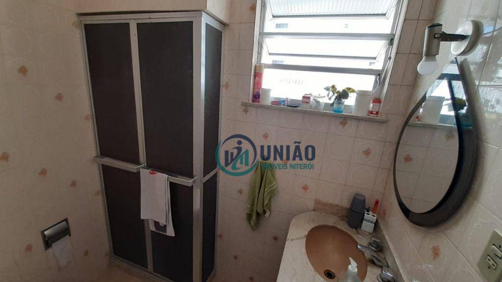 Apartamento à venda com 3 quartos, 100m² - Foto 17