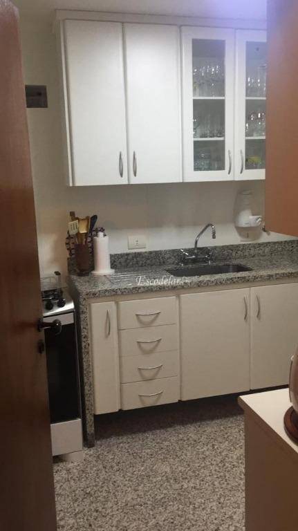 Apartamento à venda com 3 quartos, 98m² - Foto 8