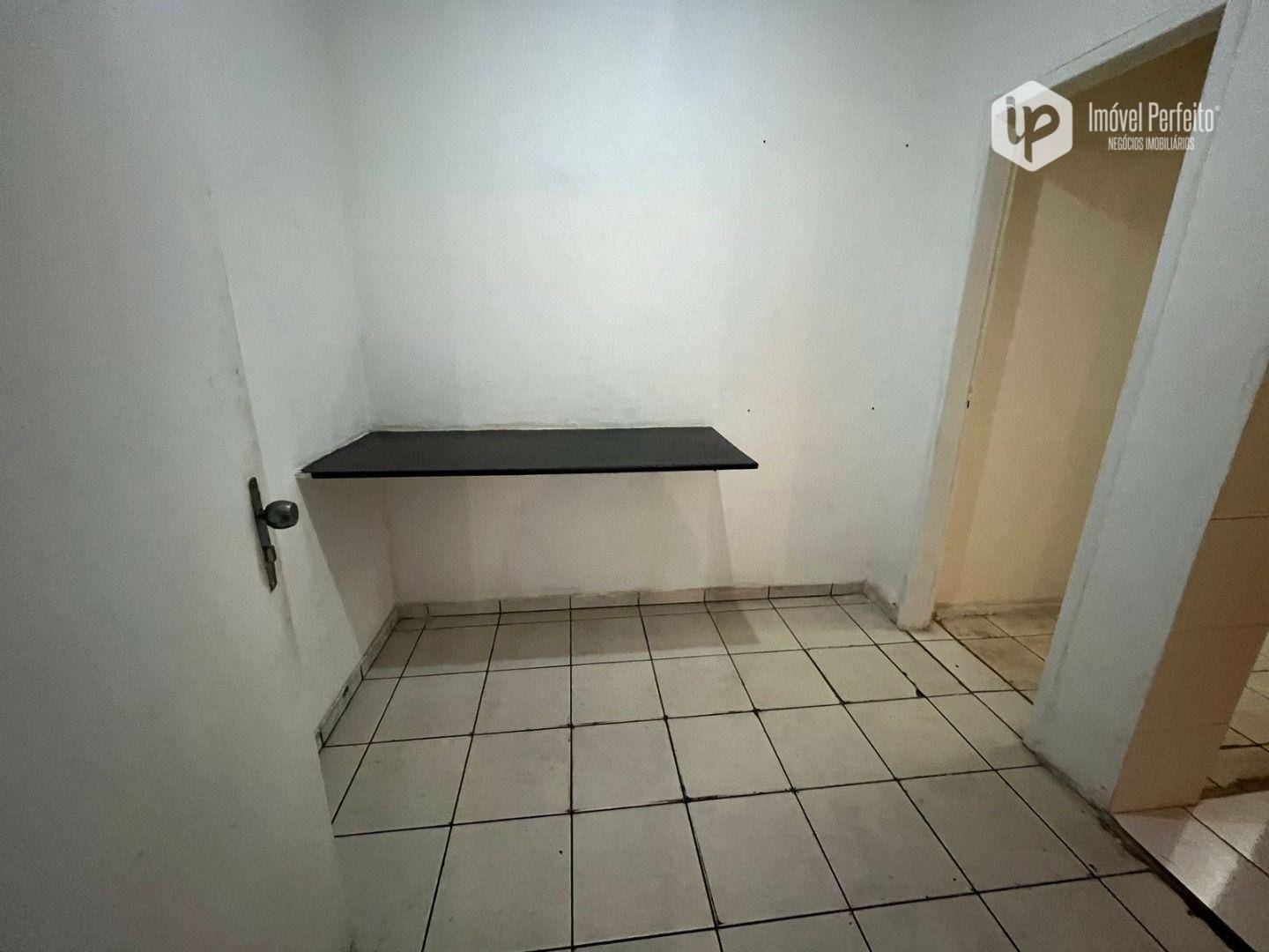 Loja-Salão para alugar, 76m² - Foto 11