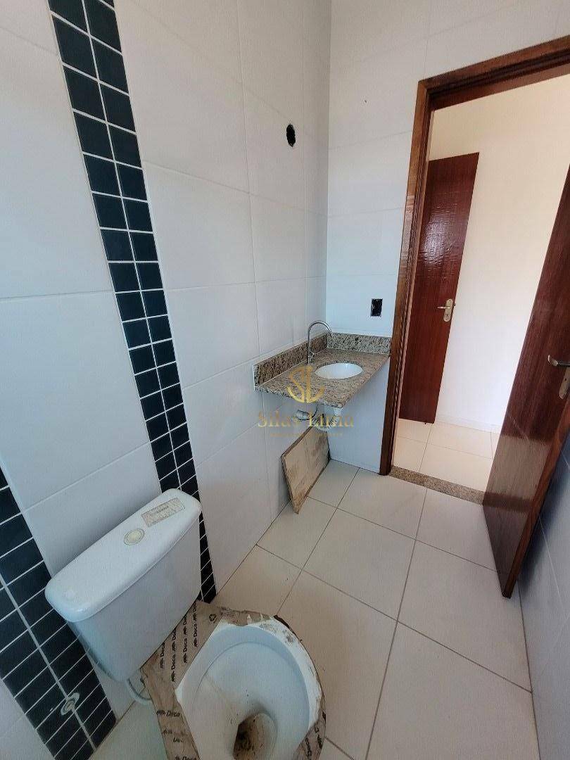 Casa à venda com 2 quartos, 90m² - Foto 14