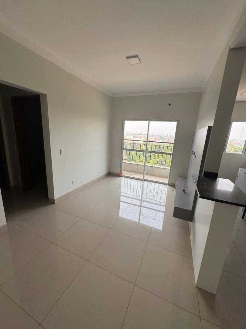 Apartamento para alugar com 2 quartos, 69m² - Foto 8