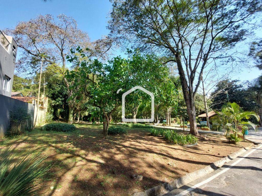 Casa de Condomínio à venda e aluguel com 3 quartos, 400m² - Foto 46