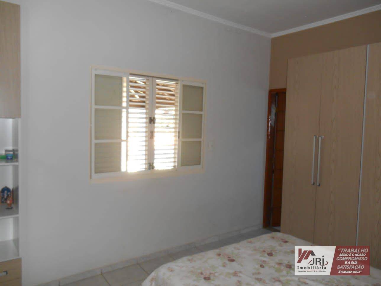 Casa à venda com 2 quartos, 160m² - Foto 17