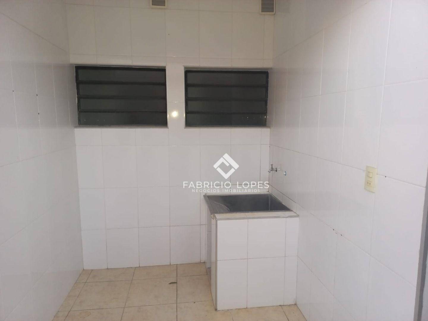 Casa à venda com 4 quartos, 324m² - Foto 18