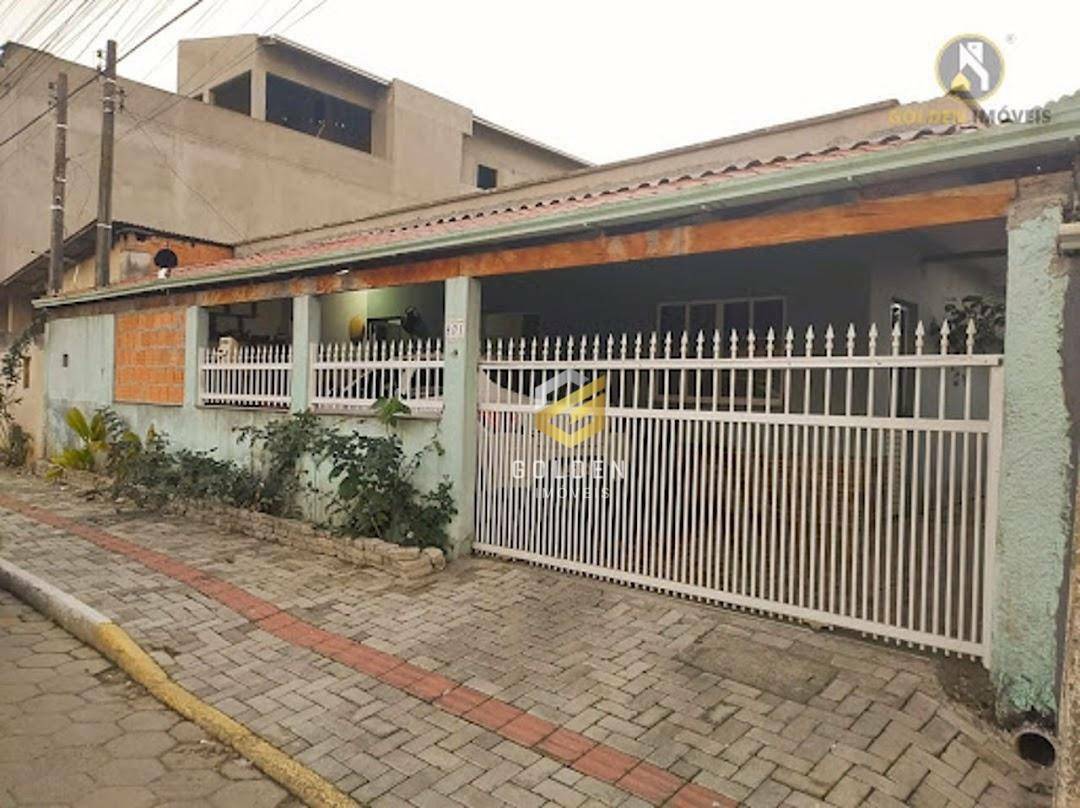 Casa à venda com 2 quartos, 88m² - Foto 2