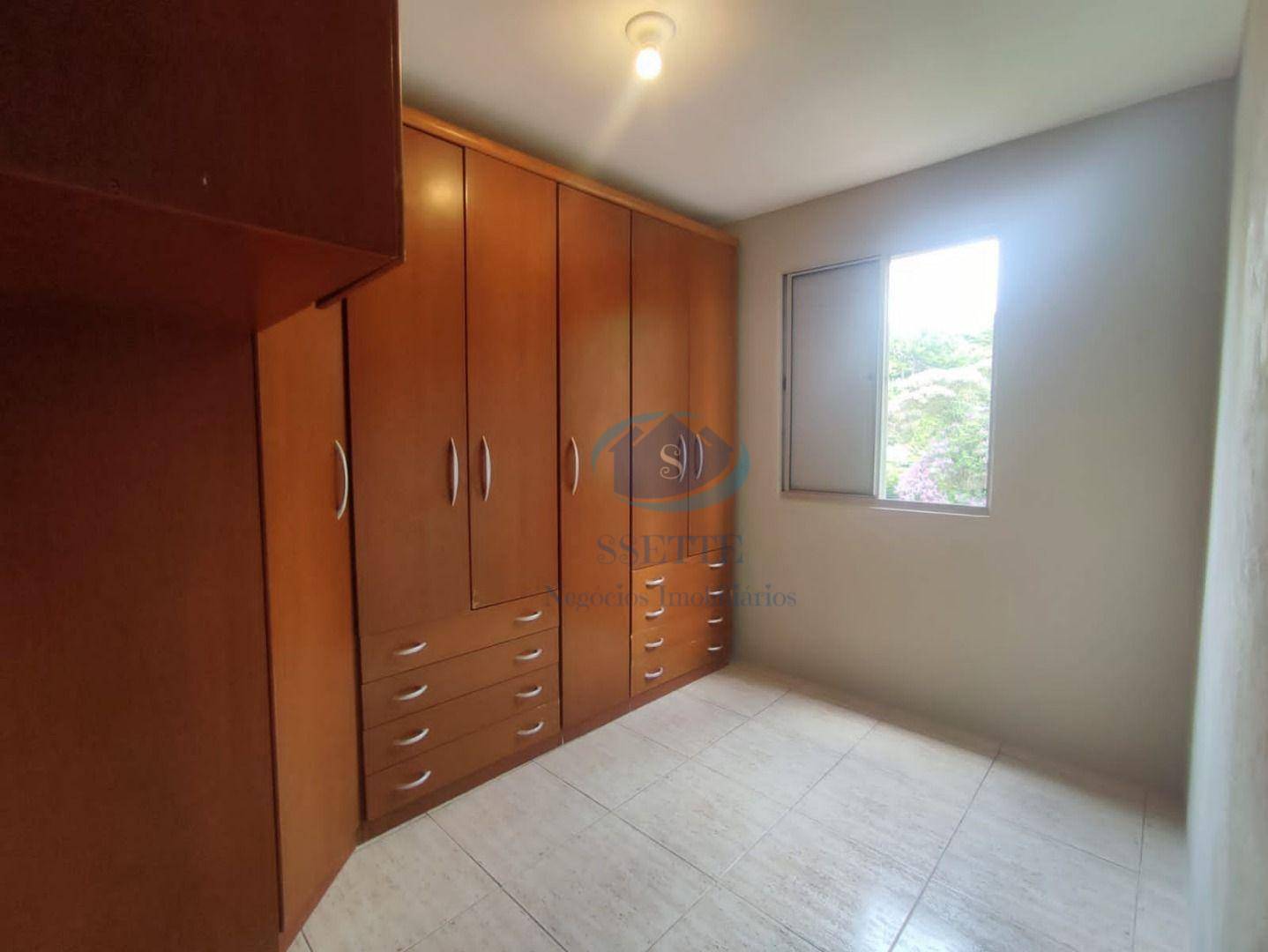 Apartamento para alugar com 2 quartos, 55m² - Foto 8