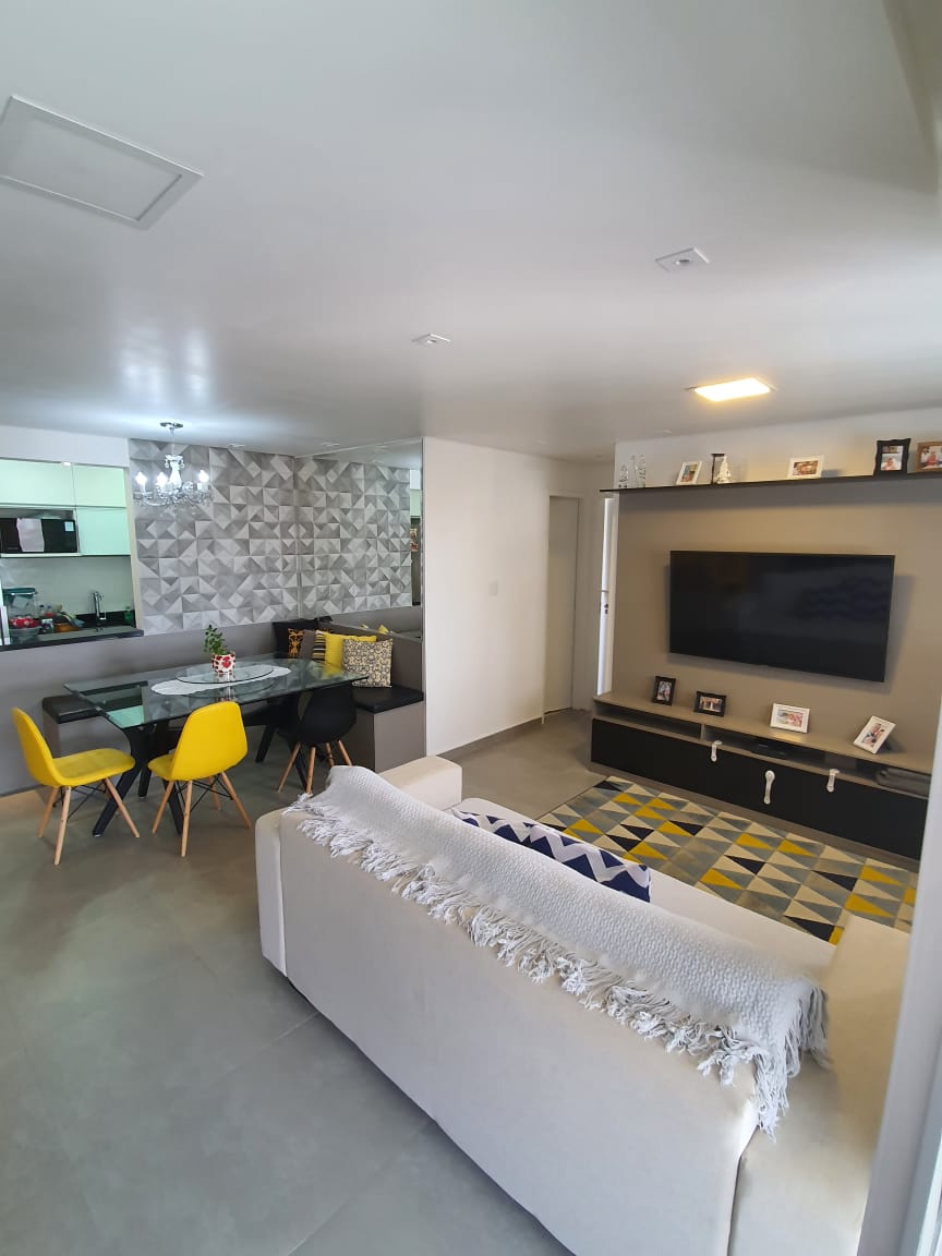 Apartamento à venda com 2 quartos, 75m² - Foto 4