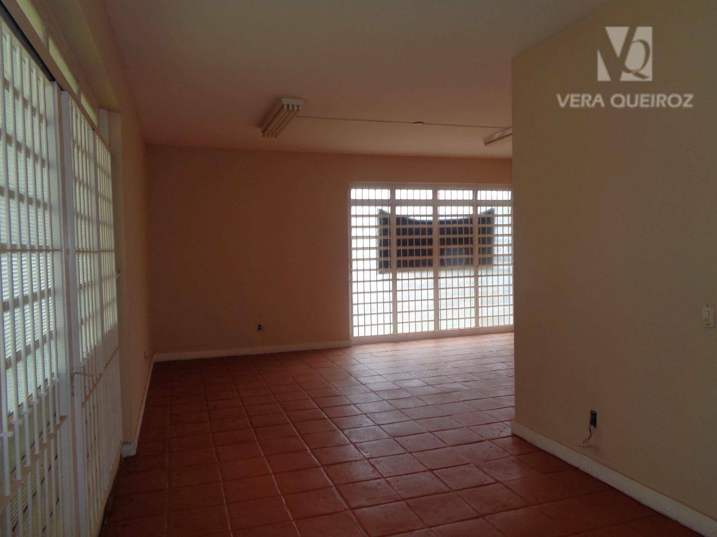 Casa à venda com 1 quarto, 202m² - Foto 12