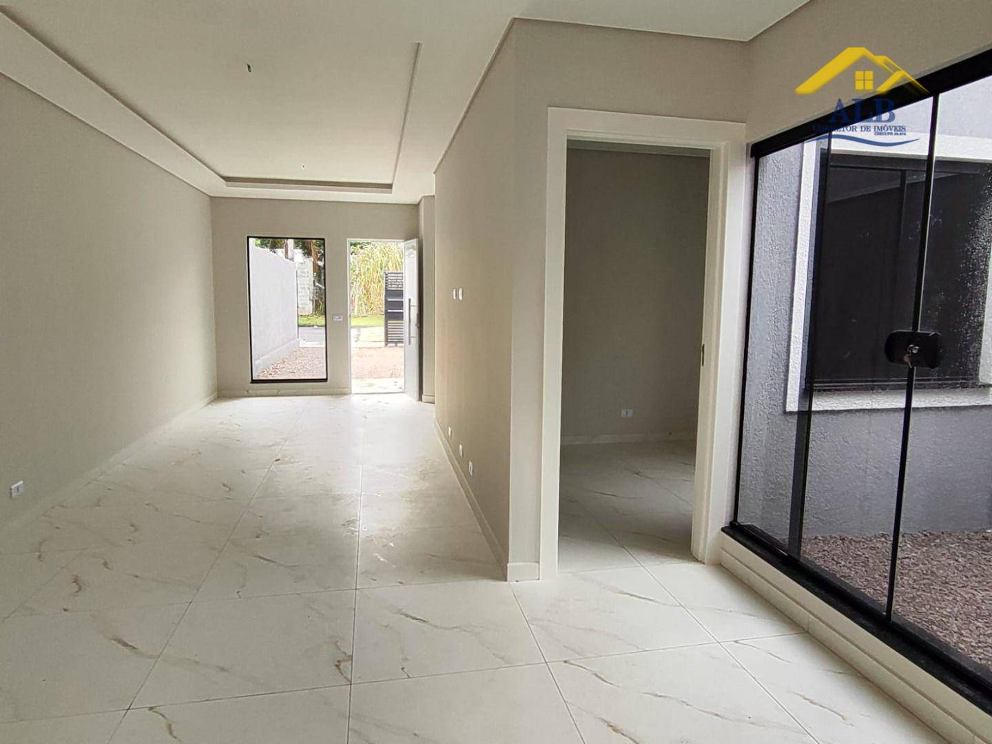 Casa à venda com 3 quartos, 71m² - Foto 7