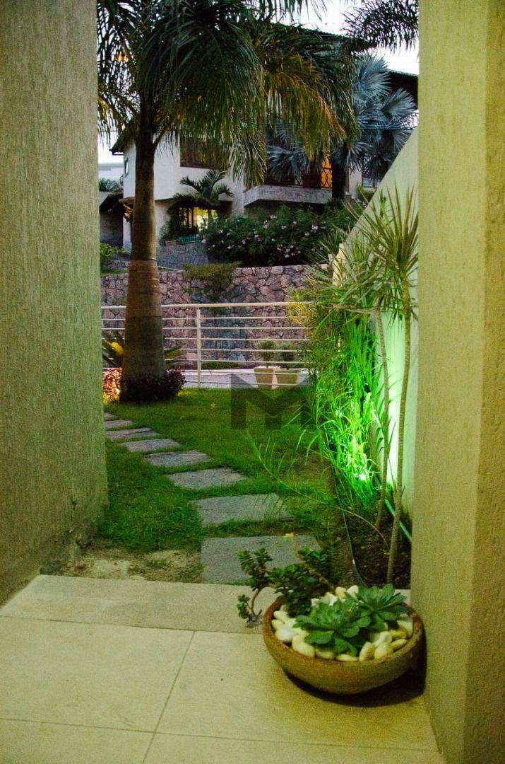 Casa à venda com 9 quartos, 400m² - Foto 38