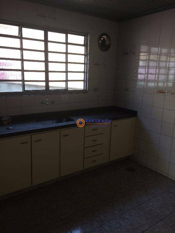 Casa à venda com 3 quartos, 154m² - Foto 4