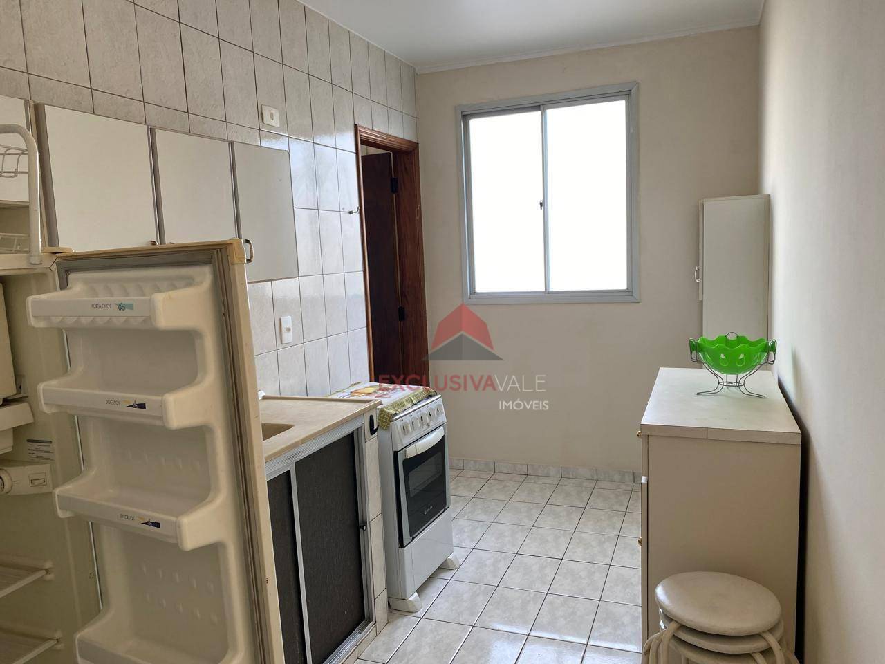 Apartamento para alugar com 2 quartos, 50m² - Foto 2