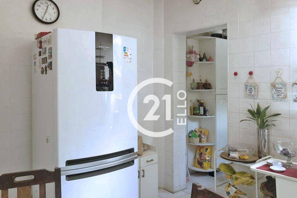 Casa à venda e aluguel com 4 quartos, 320m² - Foto 10