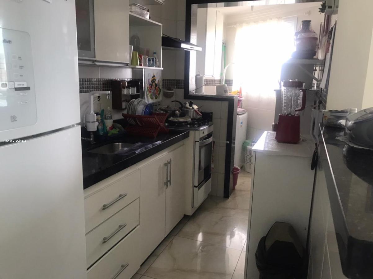 Apartamento à venda com 2 quartos, 64m² - Foto 4