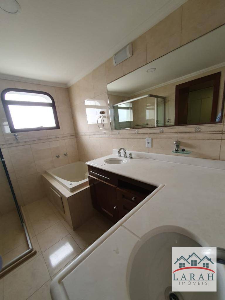 Apartamento à venda e aluguel com 4 quartos, 232m² - Foto 1