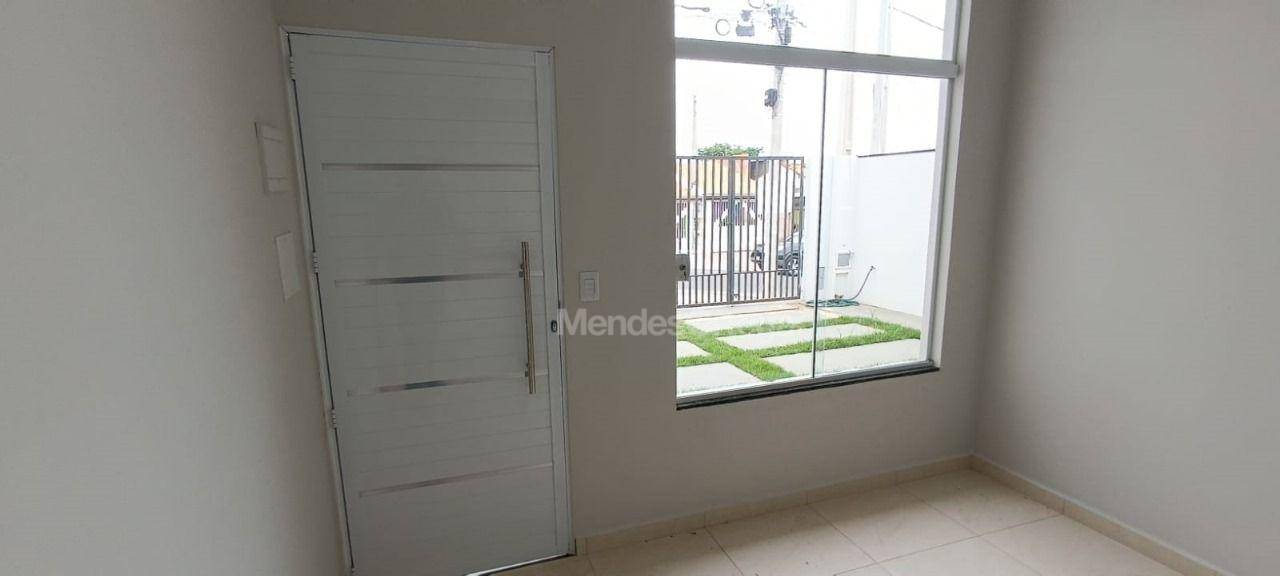 Casa à venda com 2 quartos, 51m² - Foto 8